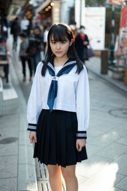 男人脱女人的衣服